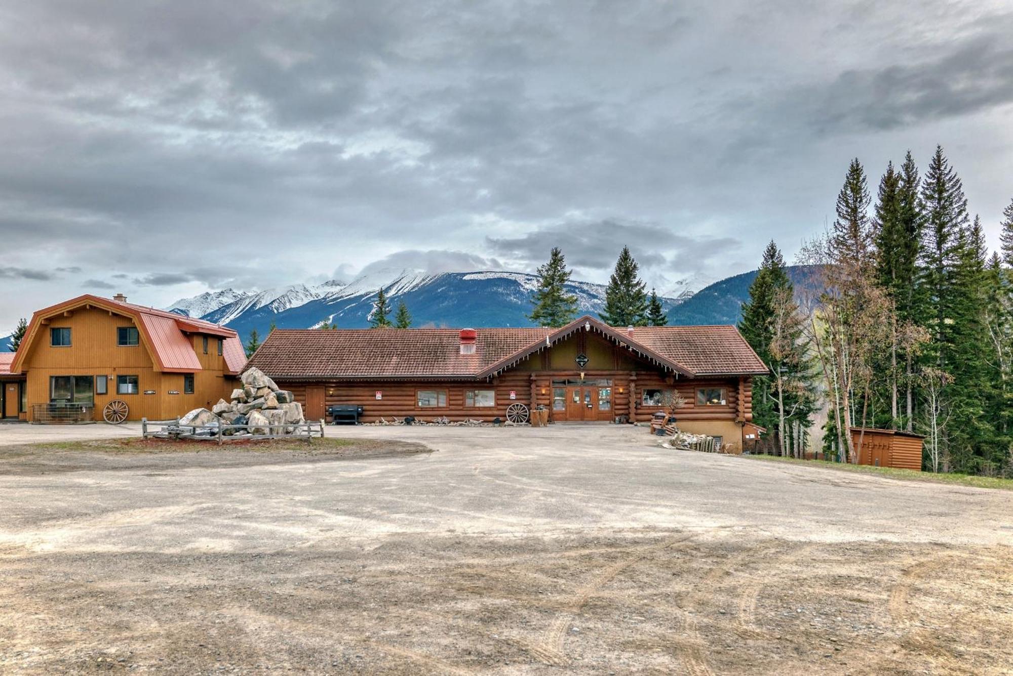 Terracana Ranch Resort Tête Jaune Exteriör bild